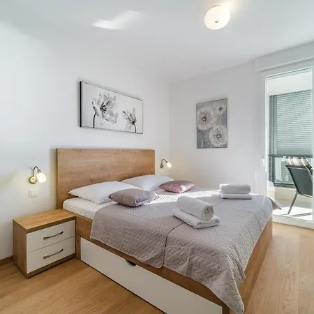 Golden View 7 * 스플리트